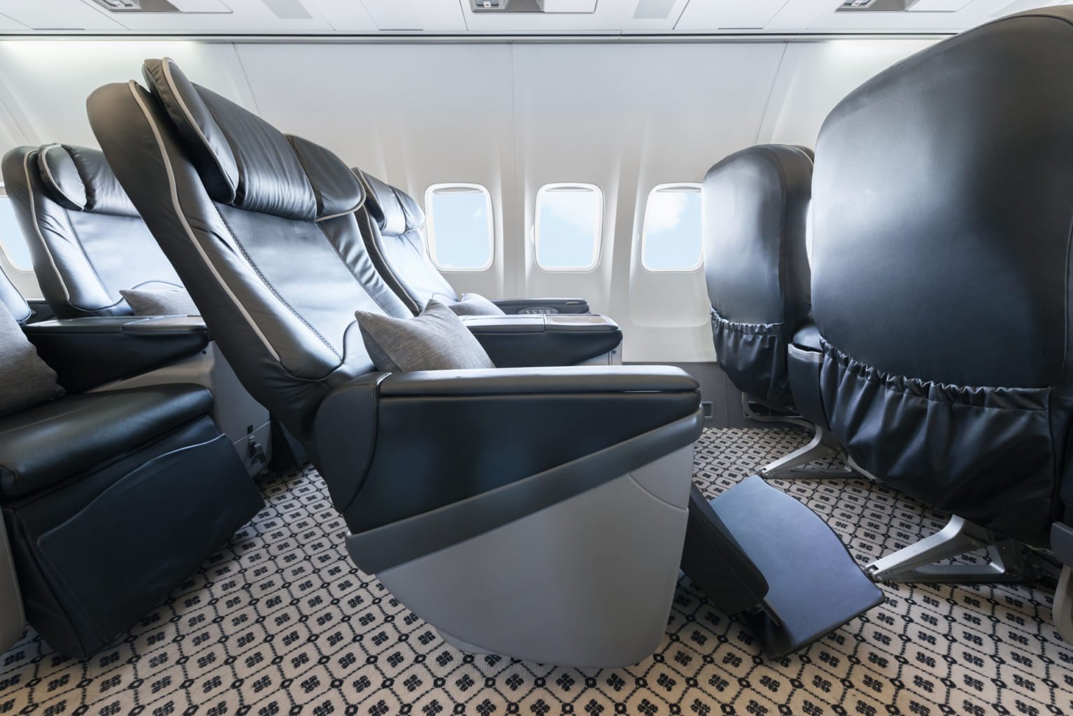 Aircraft seats pre-season travel