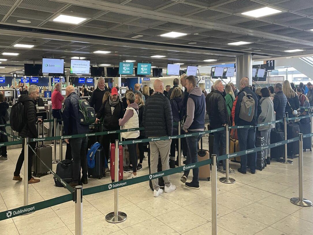 Irish Rugby Fans at Dublin Airport